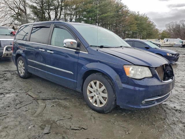 Chrysler Minivan Touring L Image 7