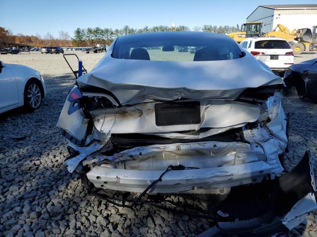 Tesla Model 3 Image 4