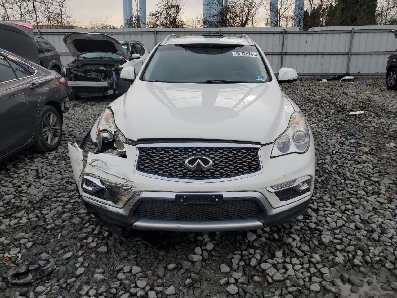 INFINITI Qx Image 5