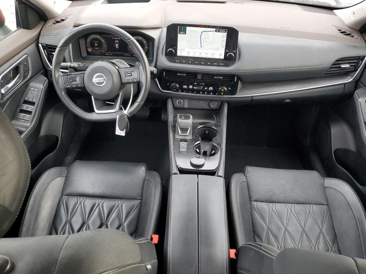 Nissan Rogue Platinum Image 11