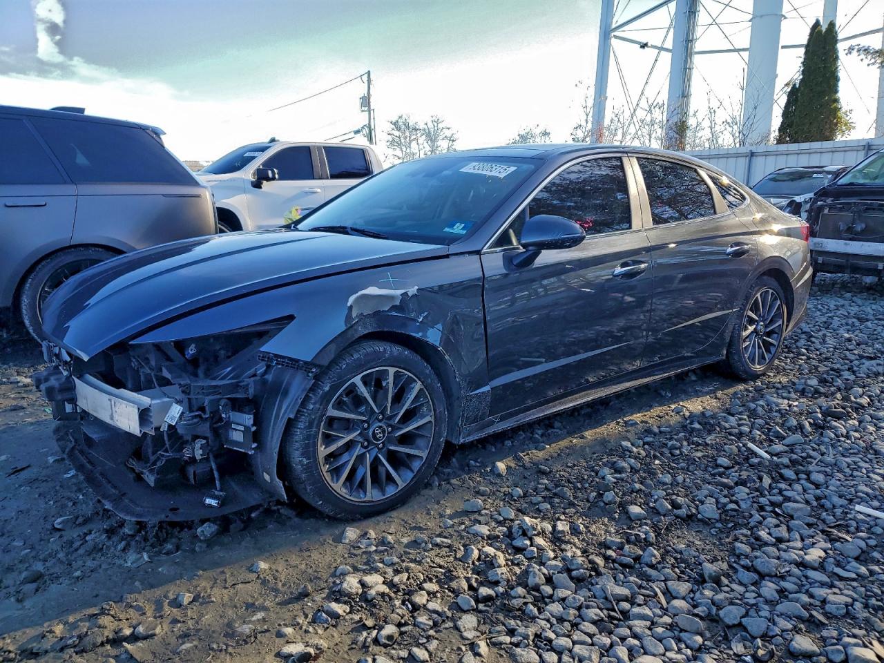 Hyundai SONATA Limited Image 1