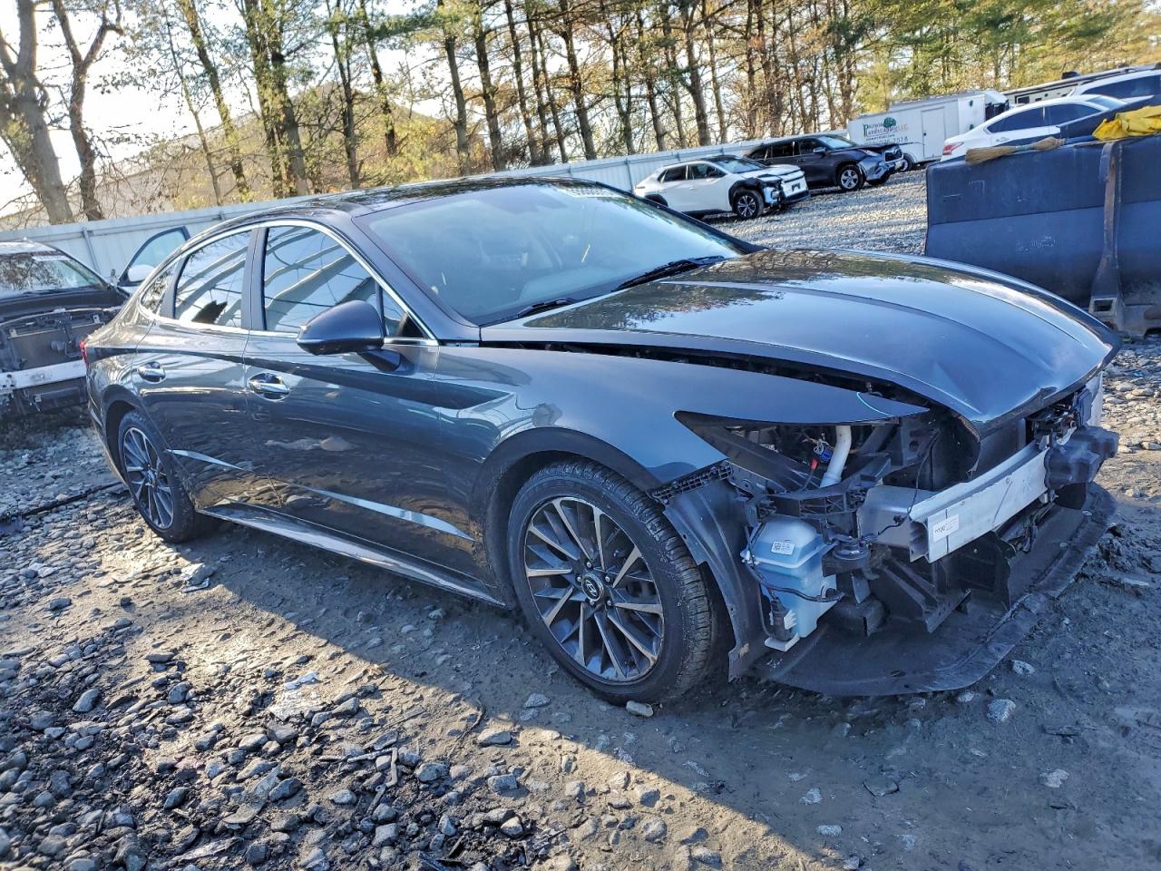 Hyundai SONATA Limited Image 3