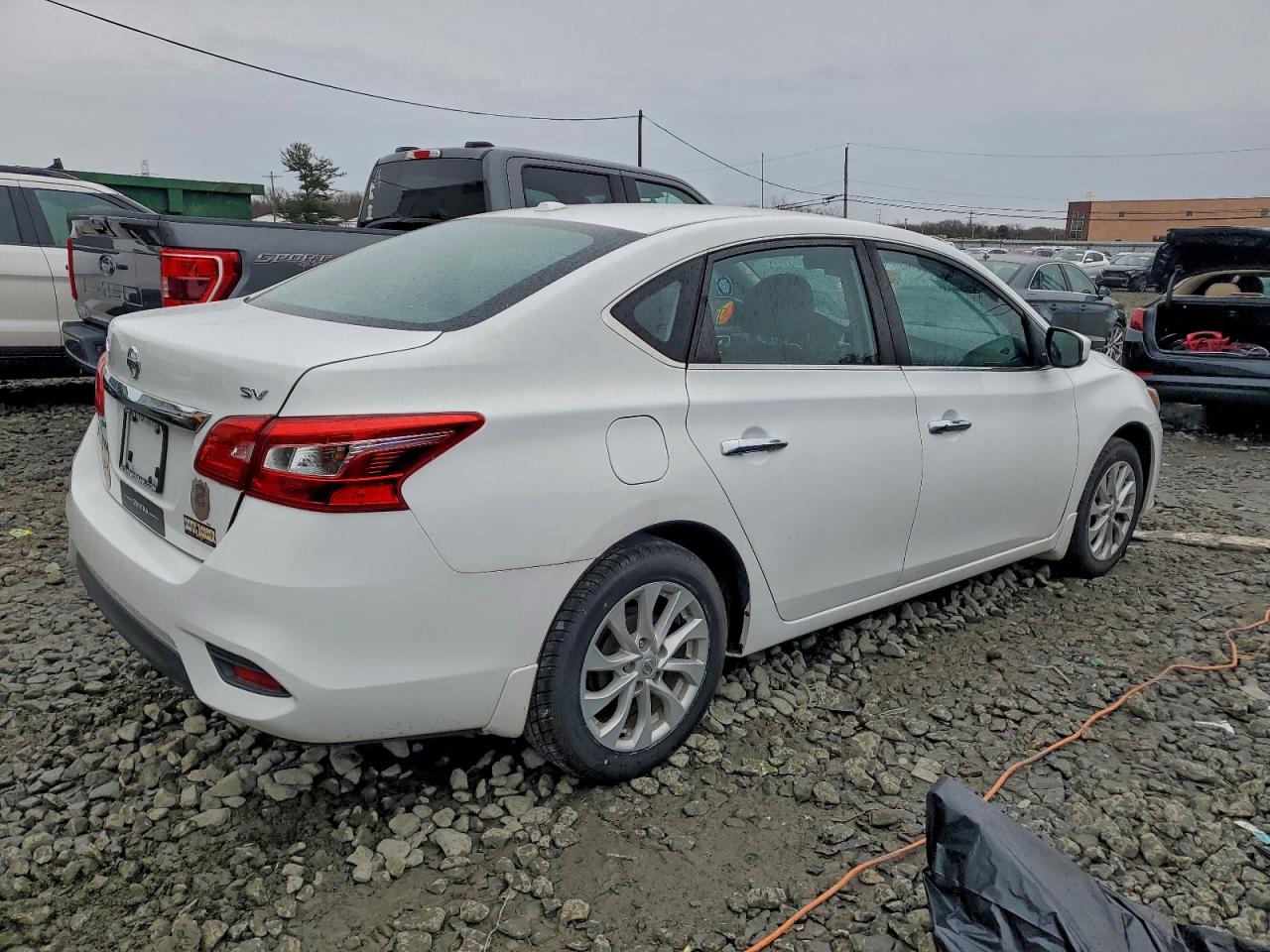 Nissan Sentra S Image 10