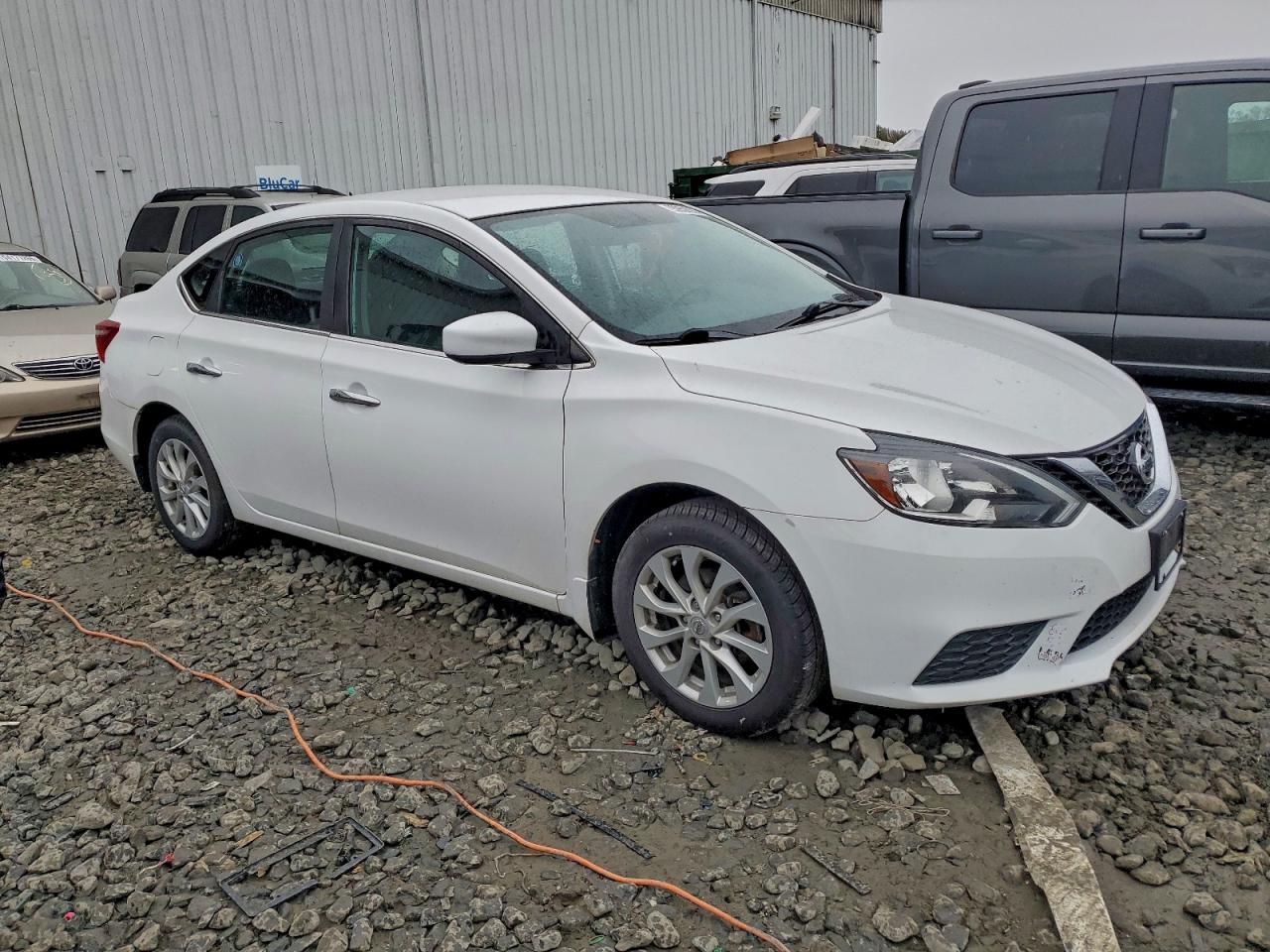 Nissan Sentra S Image 8