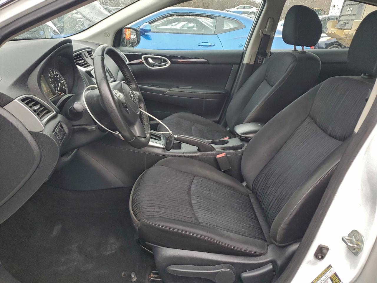 Nissan Sentra S Image 11