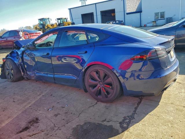 Tesla Model S Image 9