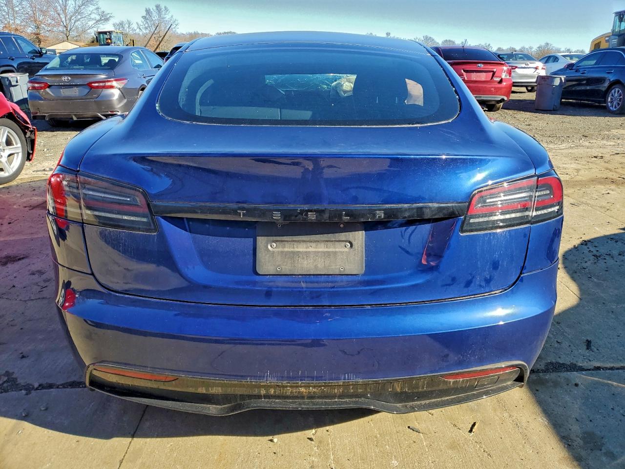 Tesla Model S Image 5