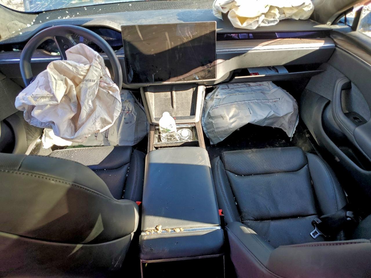 Tesla Model S Image 11