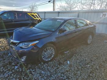  Salvage Toyota Avalon