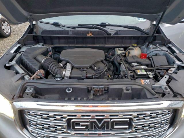 GMC Acadia Denali Image 11