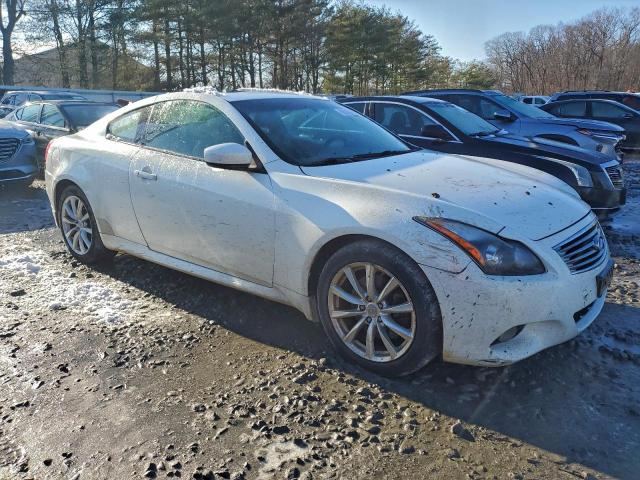 INFINITI G37 Image 4