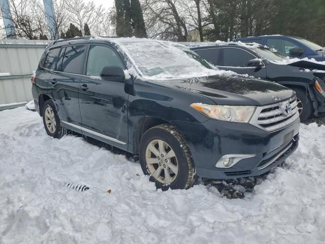 Toyota Highlander Base Image 4