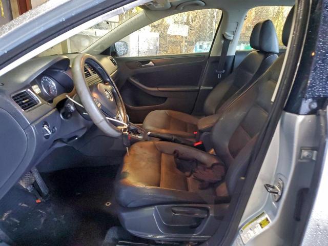 Volkswagen Jetta Se Image 4