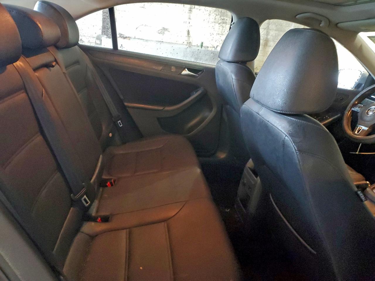 Volkswagen Jetta Se Image 7