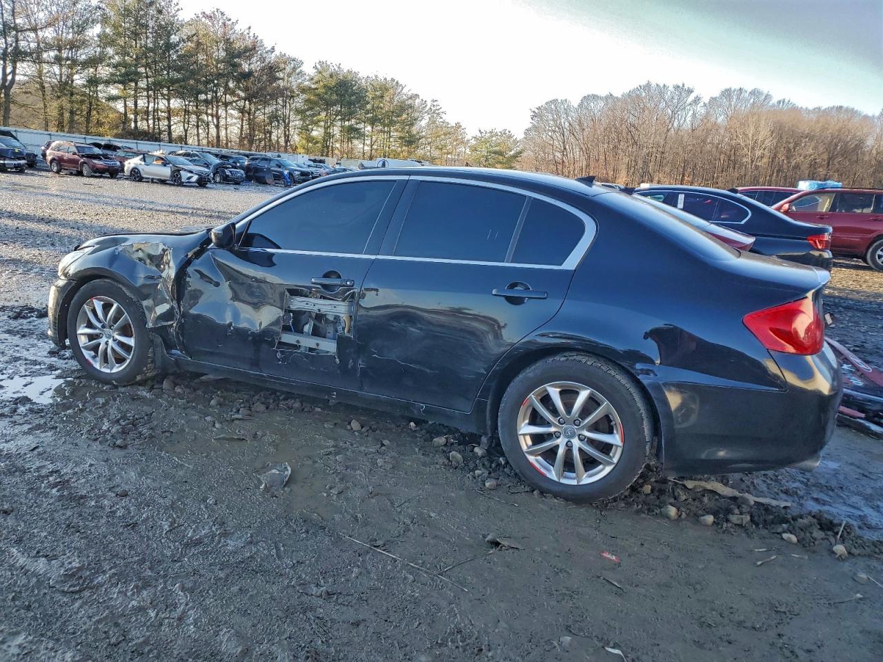 INFINITI Q40 Image 6