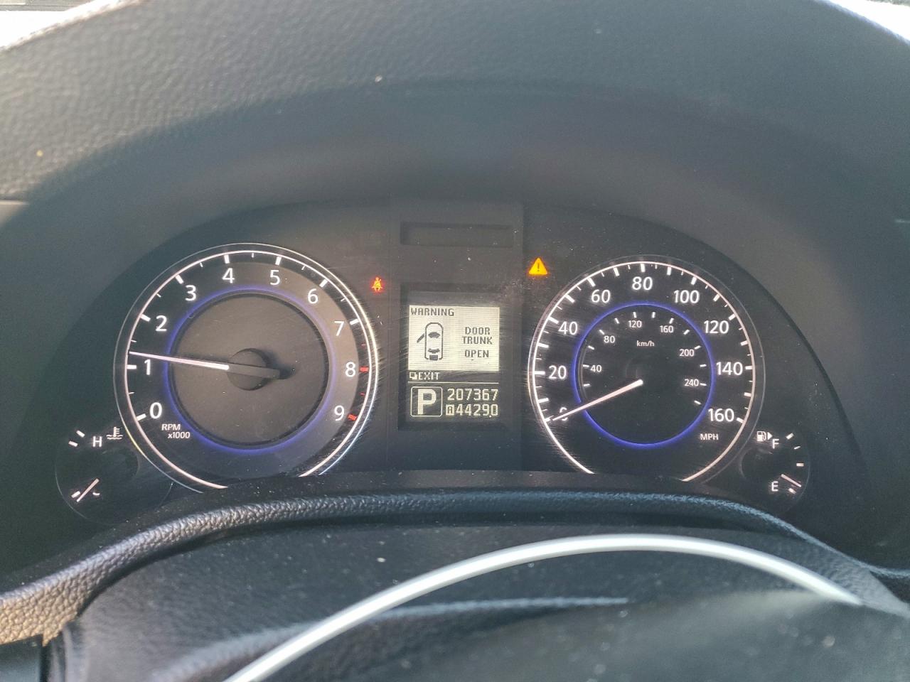 INFINITI Q40 Image 3