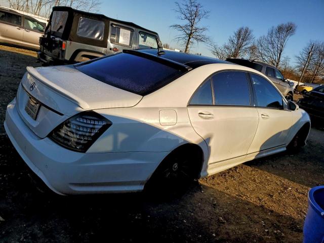 Mercedes-Benz S-Class 550 Image 5