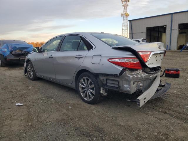 Toyota Camry Le Image 13