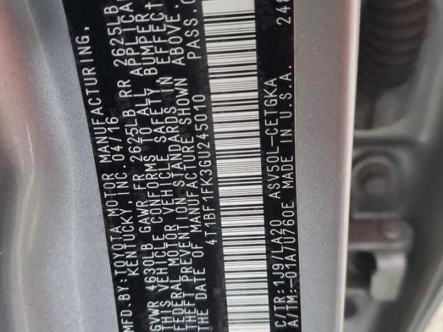 Toyota Camry Le Image 4