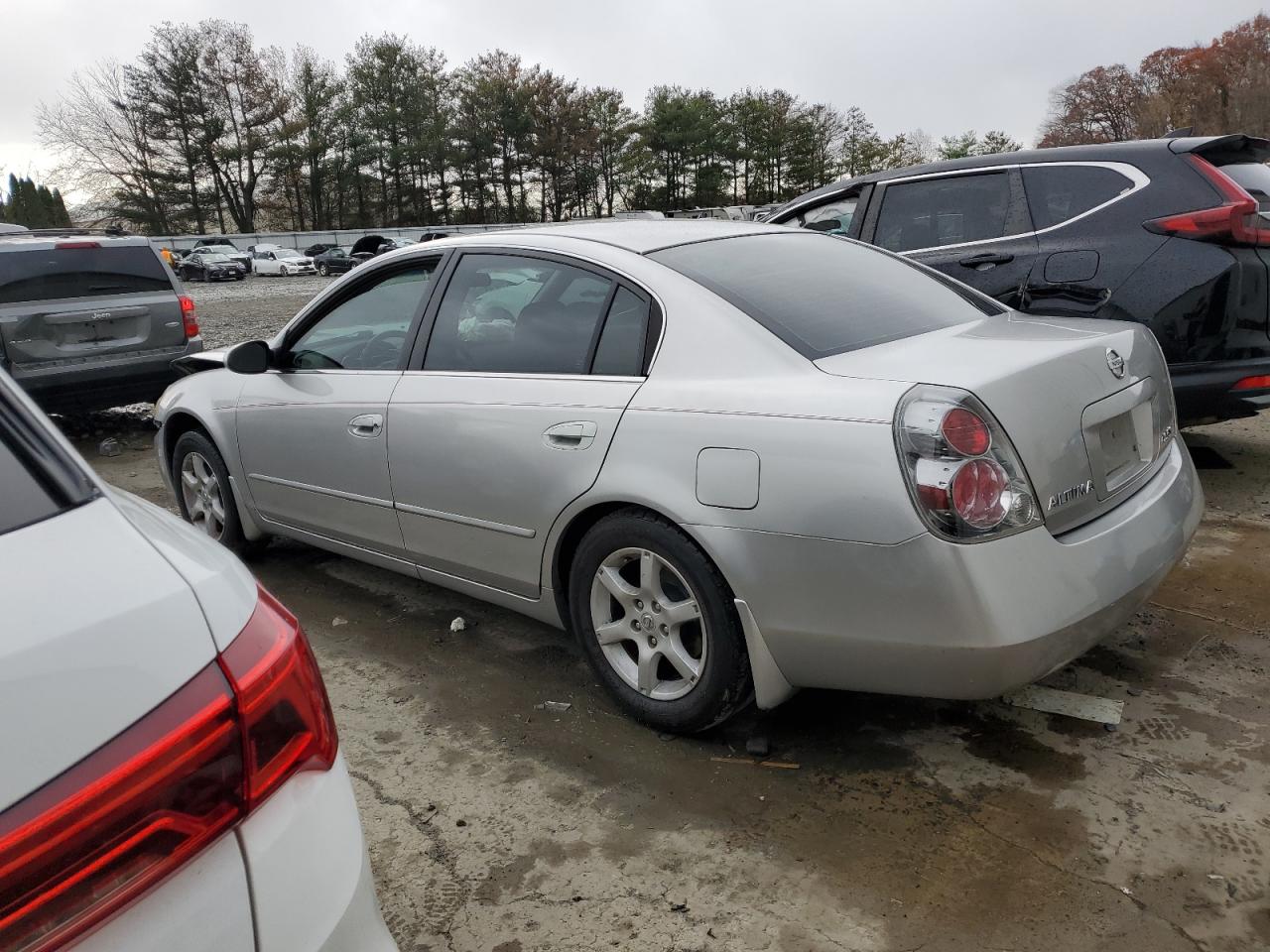 Nissan Altima S Image 9