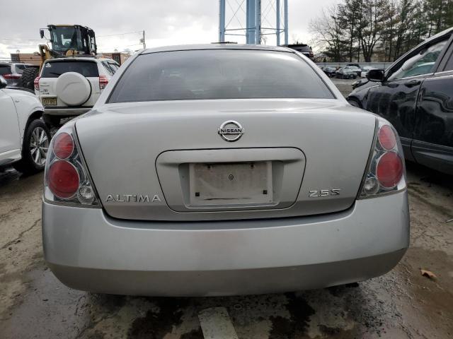 Nissan Altima S Image 10
