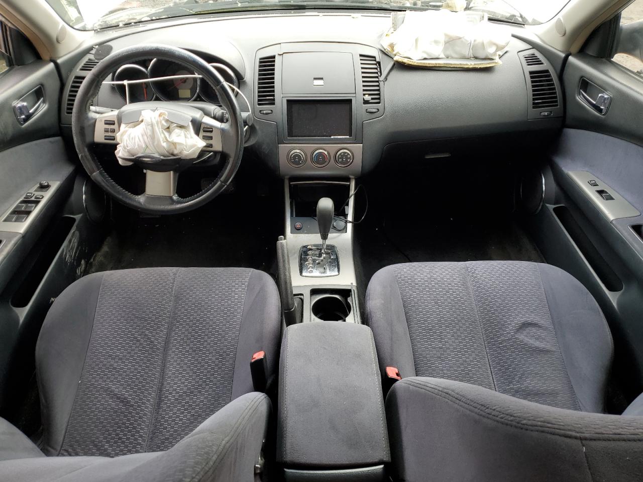 Nissan Altima S Image 2