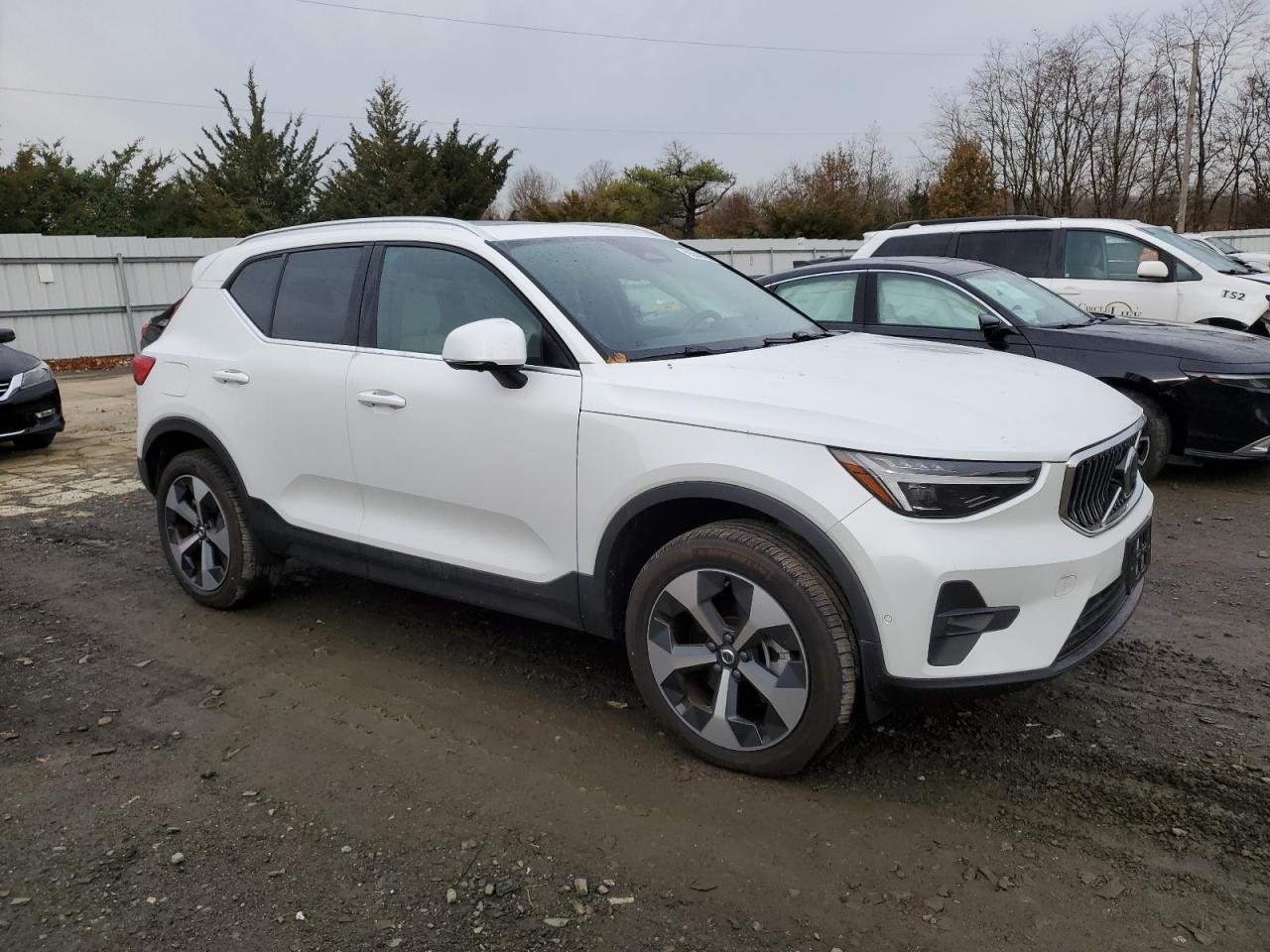 Volvo Xc40 Plus Plus Image 9