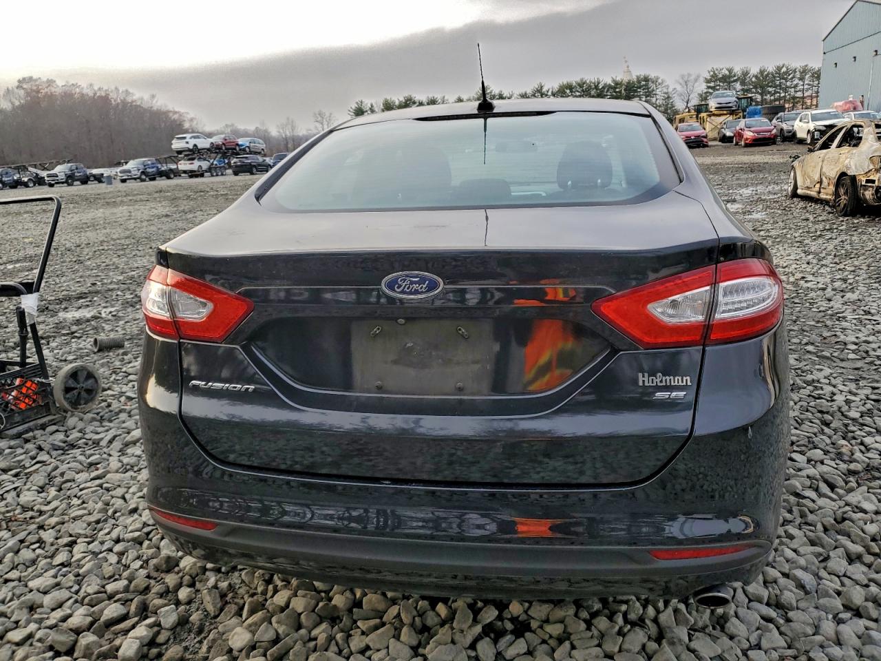 Ford Fusion Se Image 2