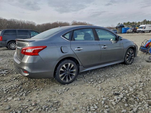 Nissan Sentra S Image 2