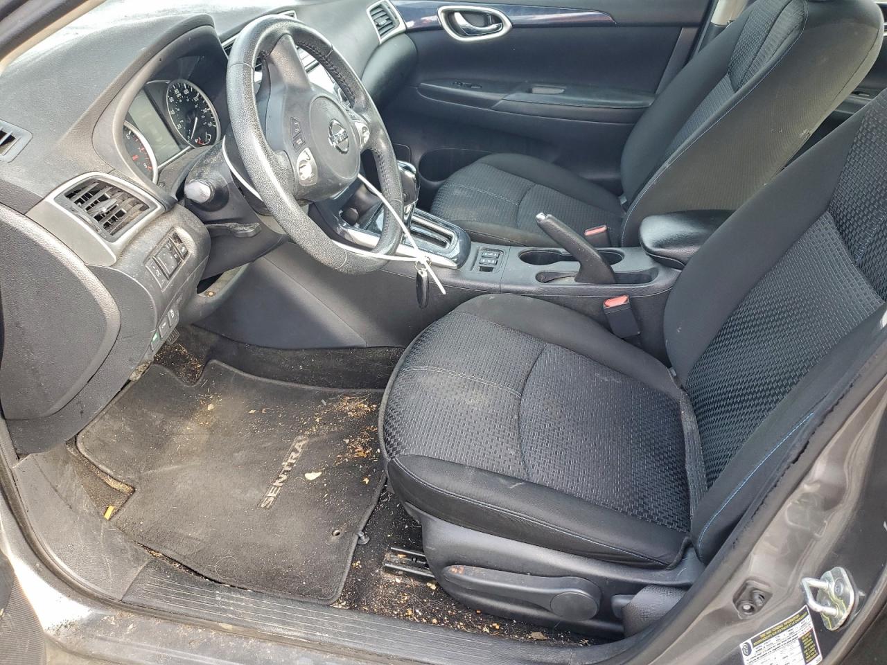 Nissan Sentra S Image 12