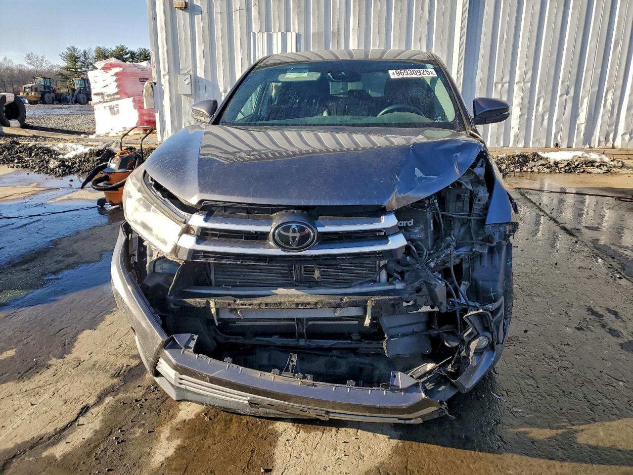 Toyota Highlander Le Image 8