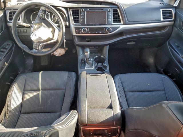 Toyota Highlander Le Image 10