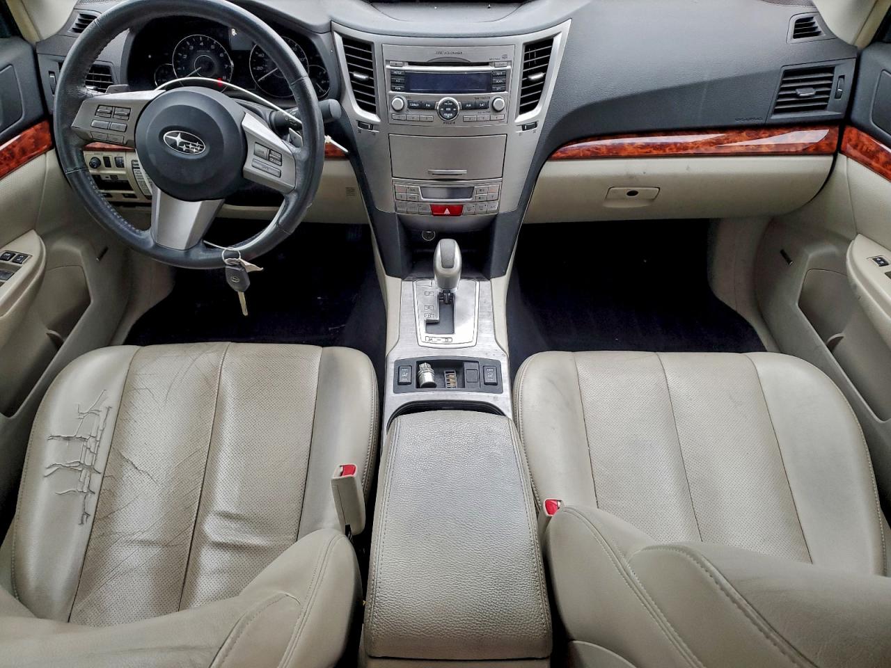 Subaru Legacy 2.5i Limited Image 6