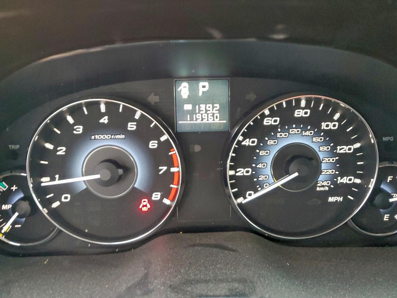 Subaru Legacy 2.5i Limited Image 8