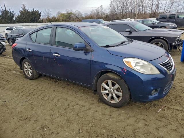 Nissan Versa S Image 3