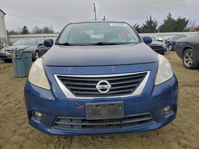 Nissan Versa S Image 2