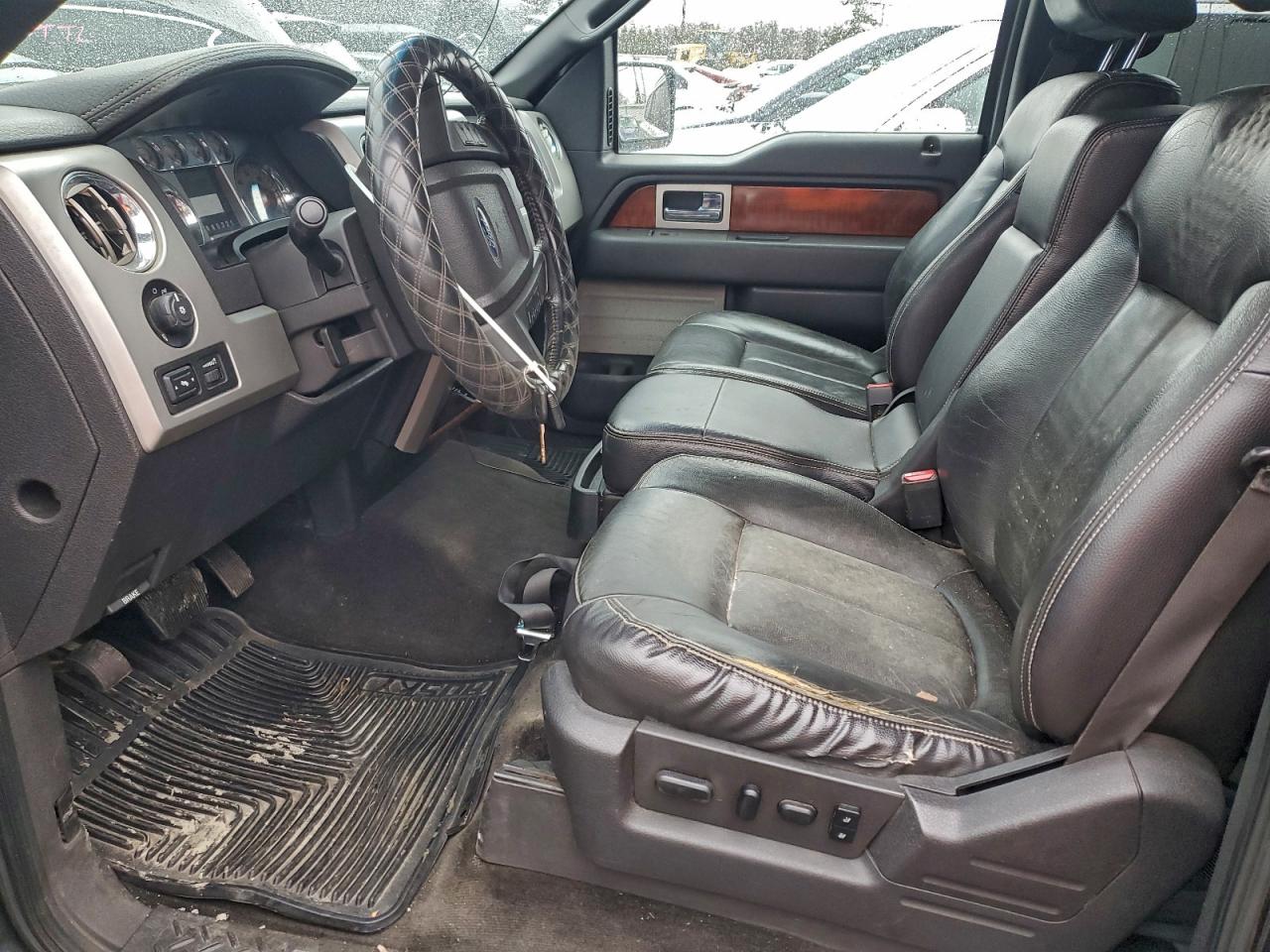 Ford F-150 Supercrew Image 3