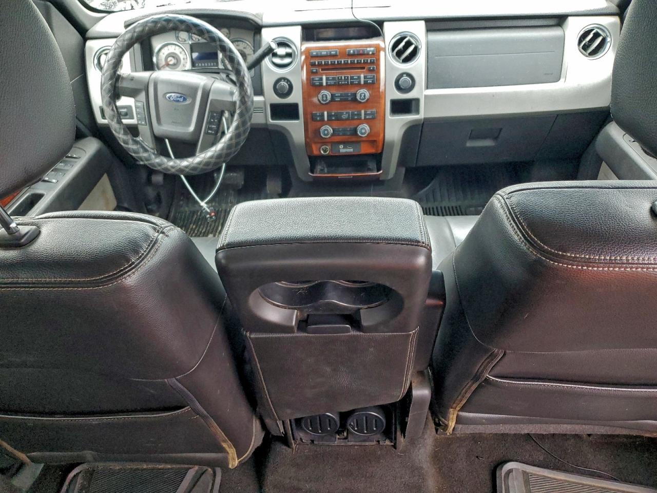 Ford F-150 Supercrew Image 10