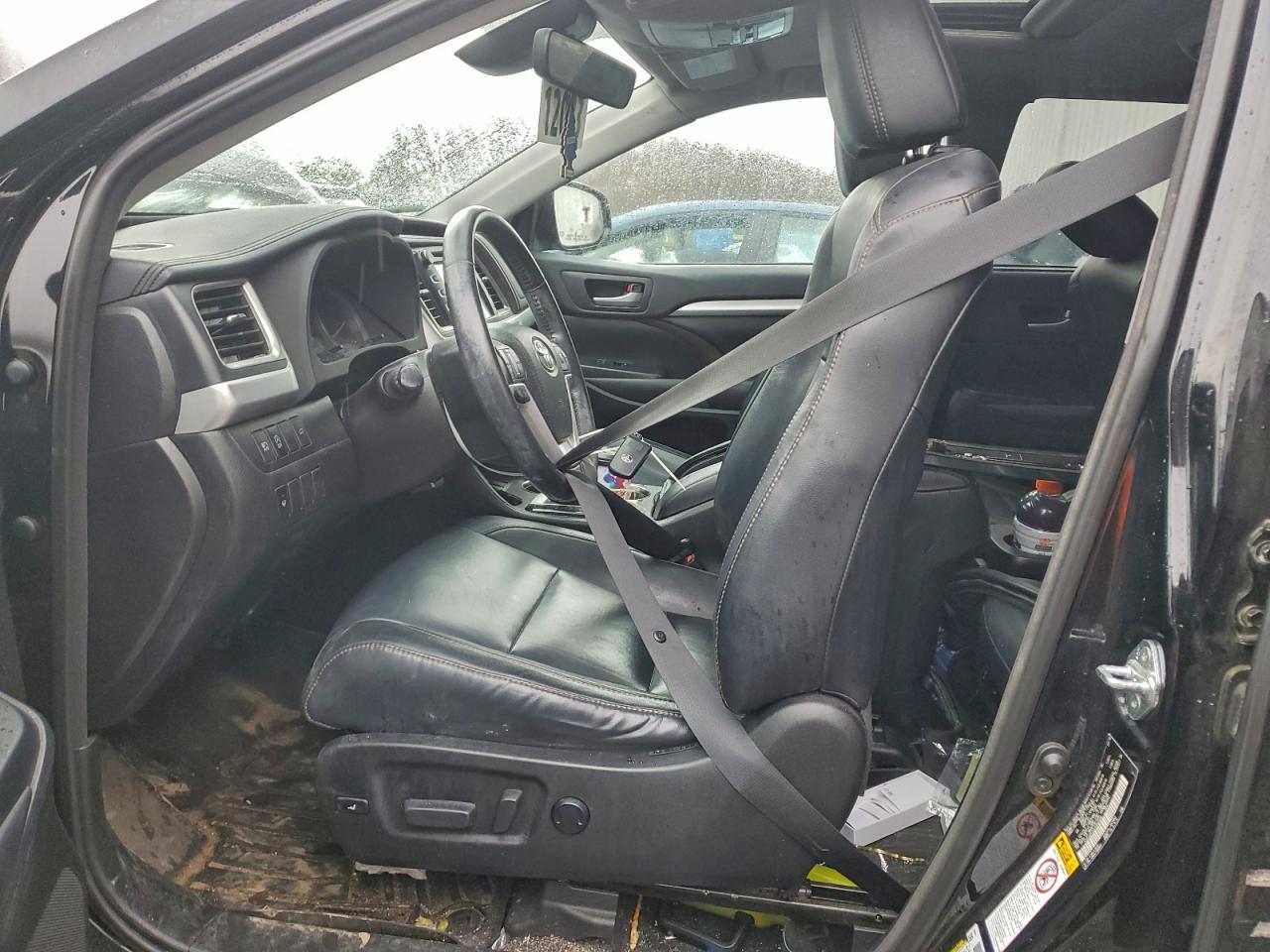 Toyota Highlander Se Image 7