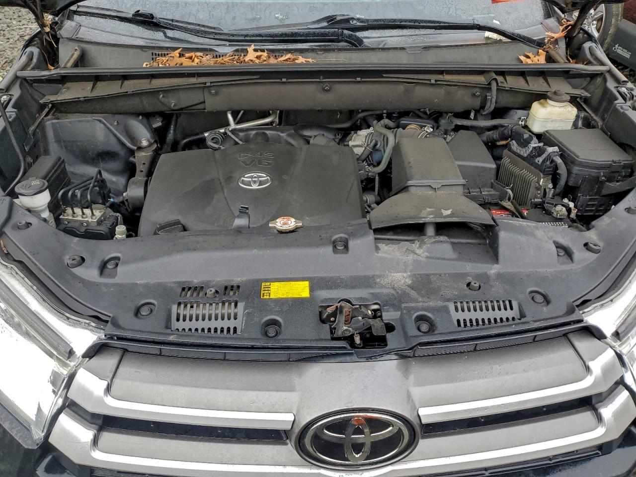 Toyota Highlander Se Image 11