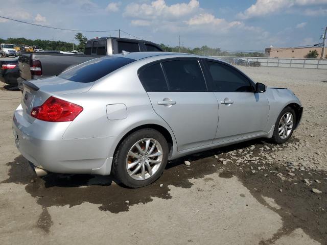 INFINITI G37 Image 3