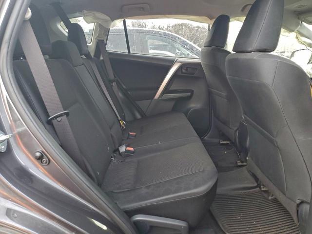 Toyota RAV4 Le Image 8