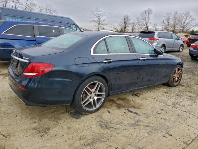 Mercedes-Benz E-Class 300 4matic Image 3