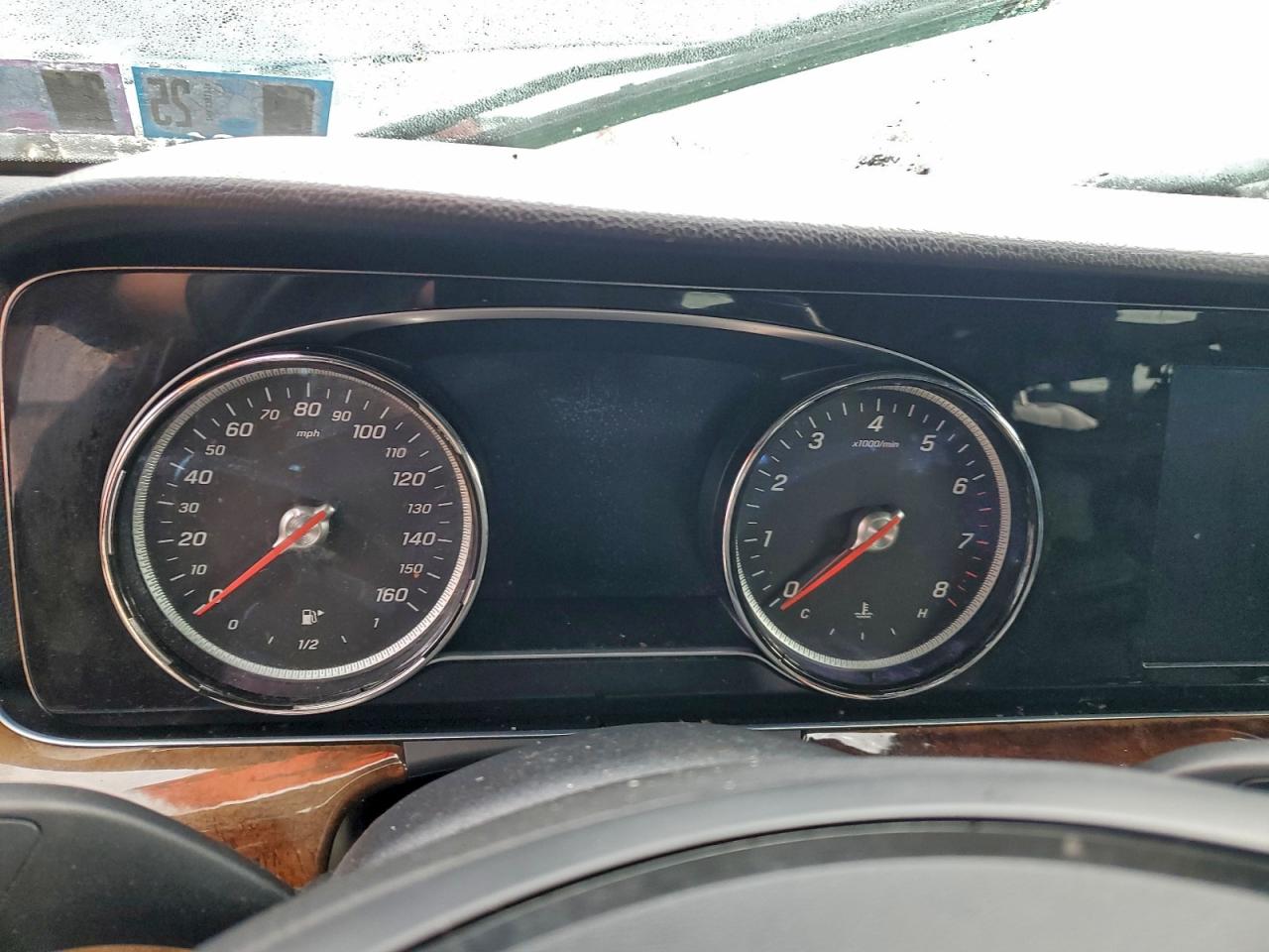 Mercedes-Benz E-Class 300 4matic Image 4