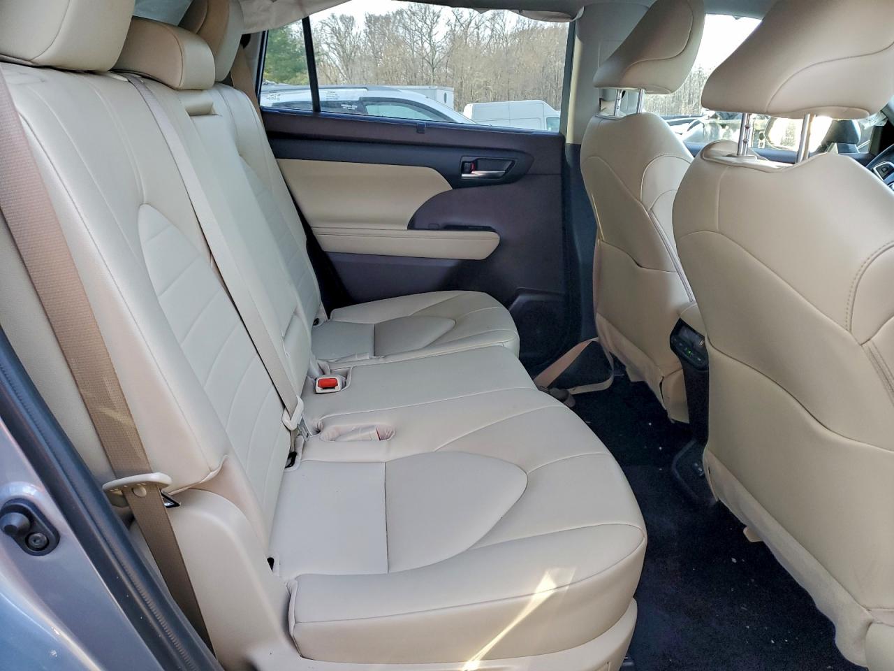 Toyota Highlander Xle Image 11