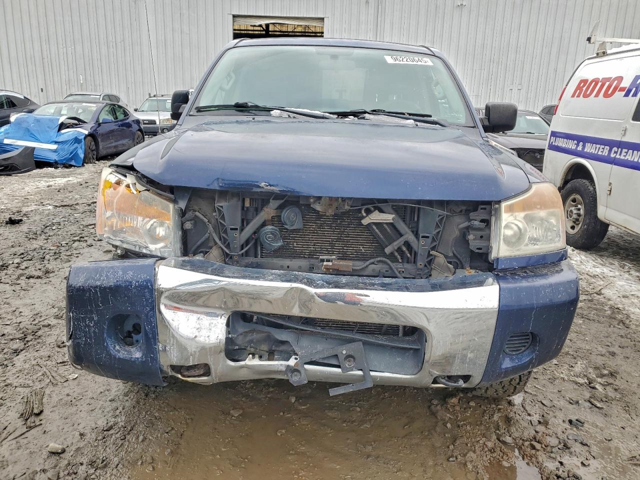 Nissan Titan S Image 8