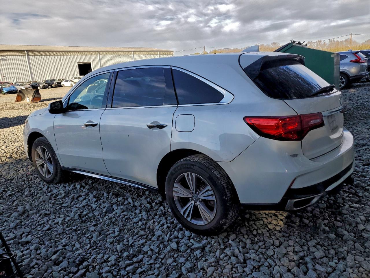 Acura MDX Image 11