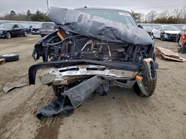 GMC Sierra K2500 Image 5