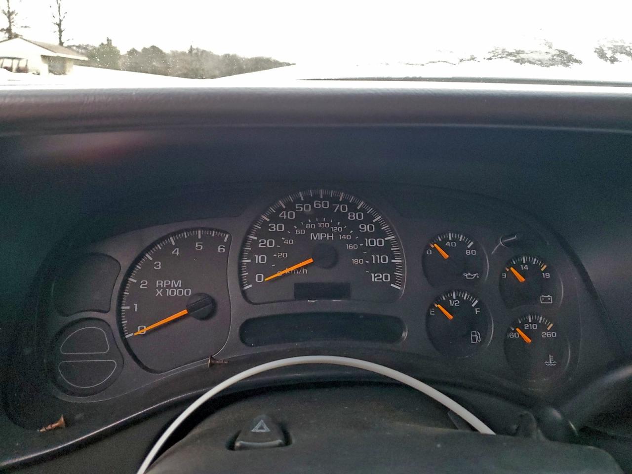 GMC Sierra K2500 Image 11