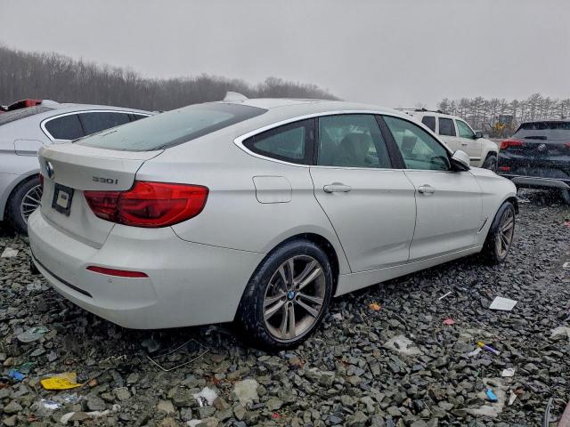 BMW 3 Series Xigt Image 8